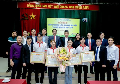 Tổng kết khen thưởng vinh danh giảng viên, sinh viên, CLB Đầu tư & Khởi nghiệp Trường CĐ Công nghiệp Bắc Ninh